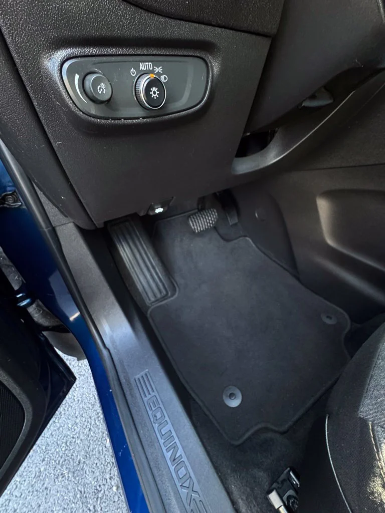 Used 2022 Blue Glow Metallic Chevrolet LT image 15