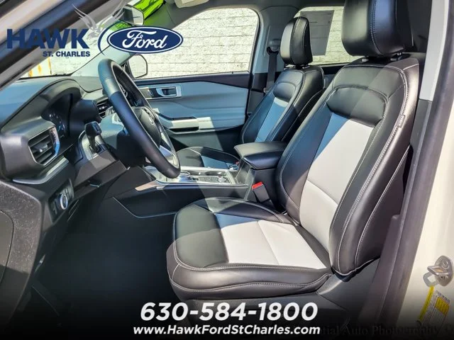 Certified Used 2023 White Metallic Ford XLT image 33