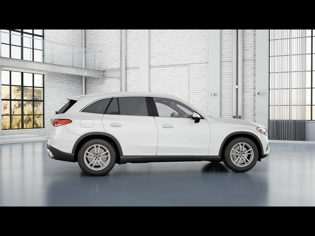 New 2026 MANUFAKTUR Moonlight White Metallic Mercedes-Benz GLC 300 image 12