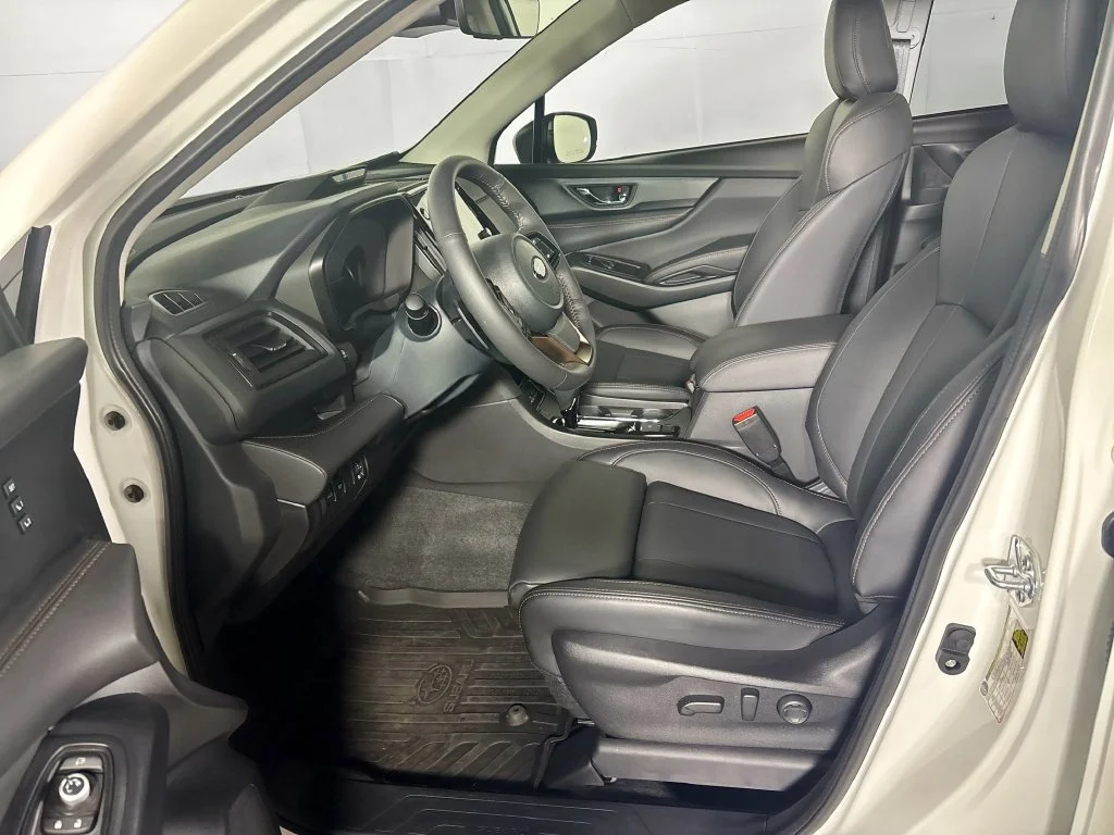 New 2026 CRYSTAL WHITE PEARL Subaru Limited Bronze Edition 7-Passenger image 11