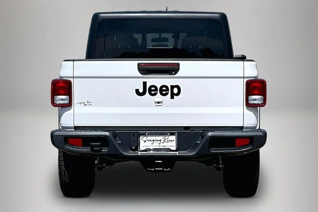 Used 2021 White Jeep Sport image 6