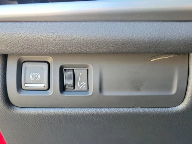 2024 Cadillac XT4 Premium Luxury - Photo 26