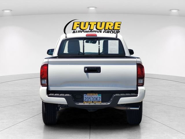 Used 2018 White Toyota SR image 8