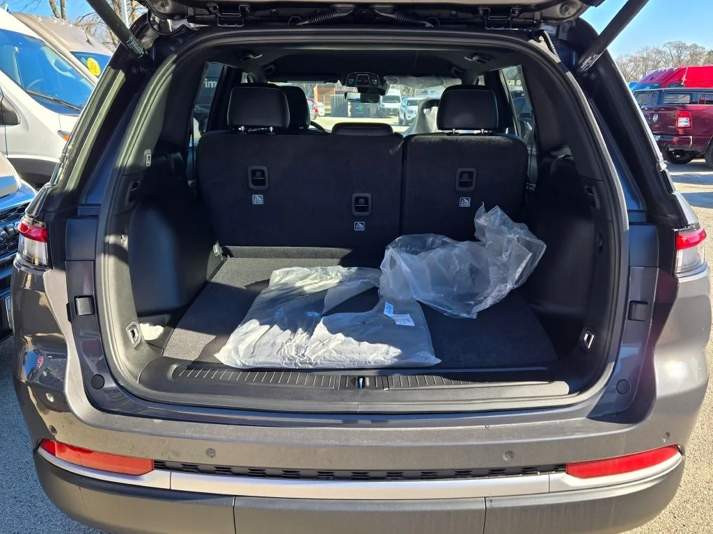 New 2026 Baltic Gray Metallic Clearcoat Jeep Limited image 12