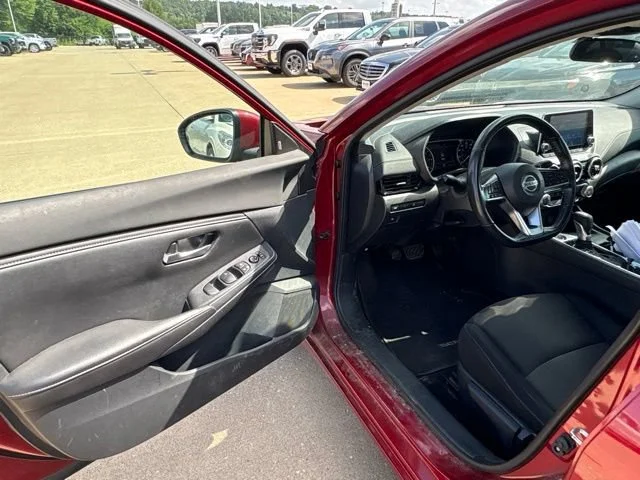 2022 Nissan Sentra SV - Photo 9