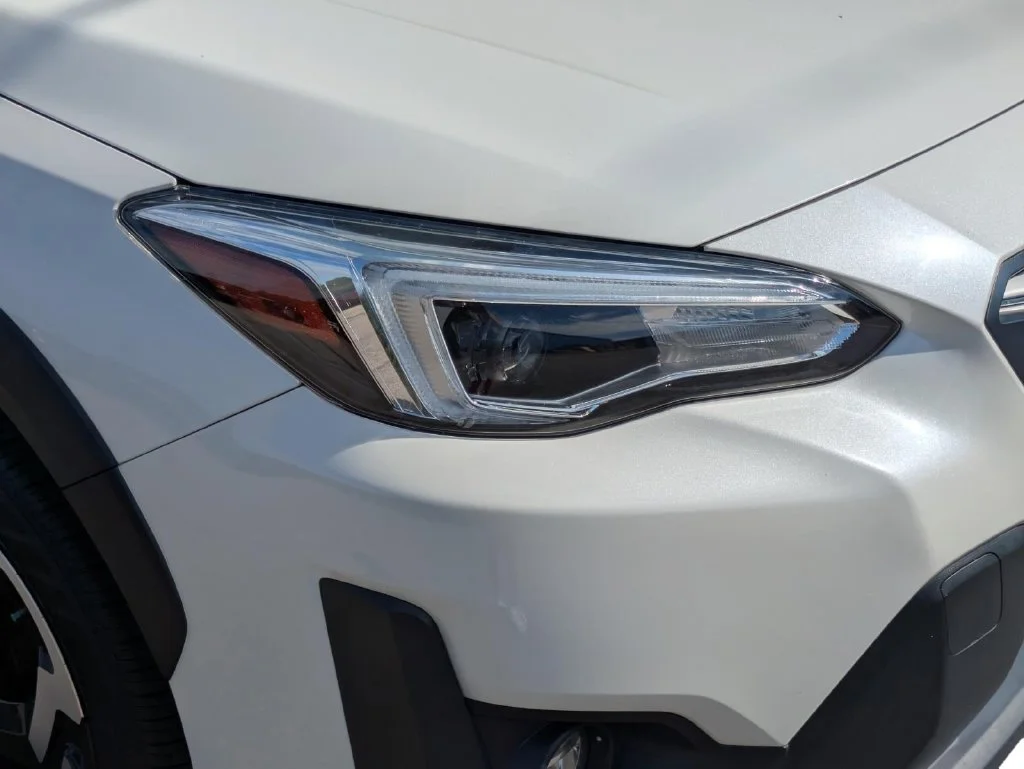Used 2023 White Subaru Limited image 4