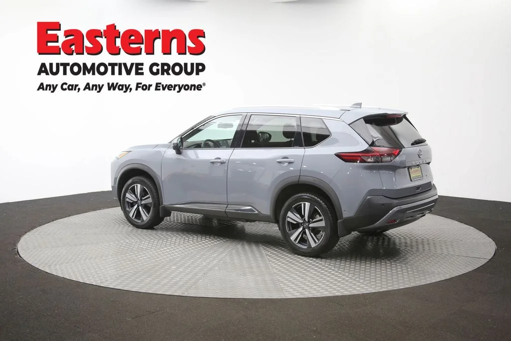 Used 2023 Gray Nissan SL image 62