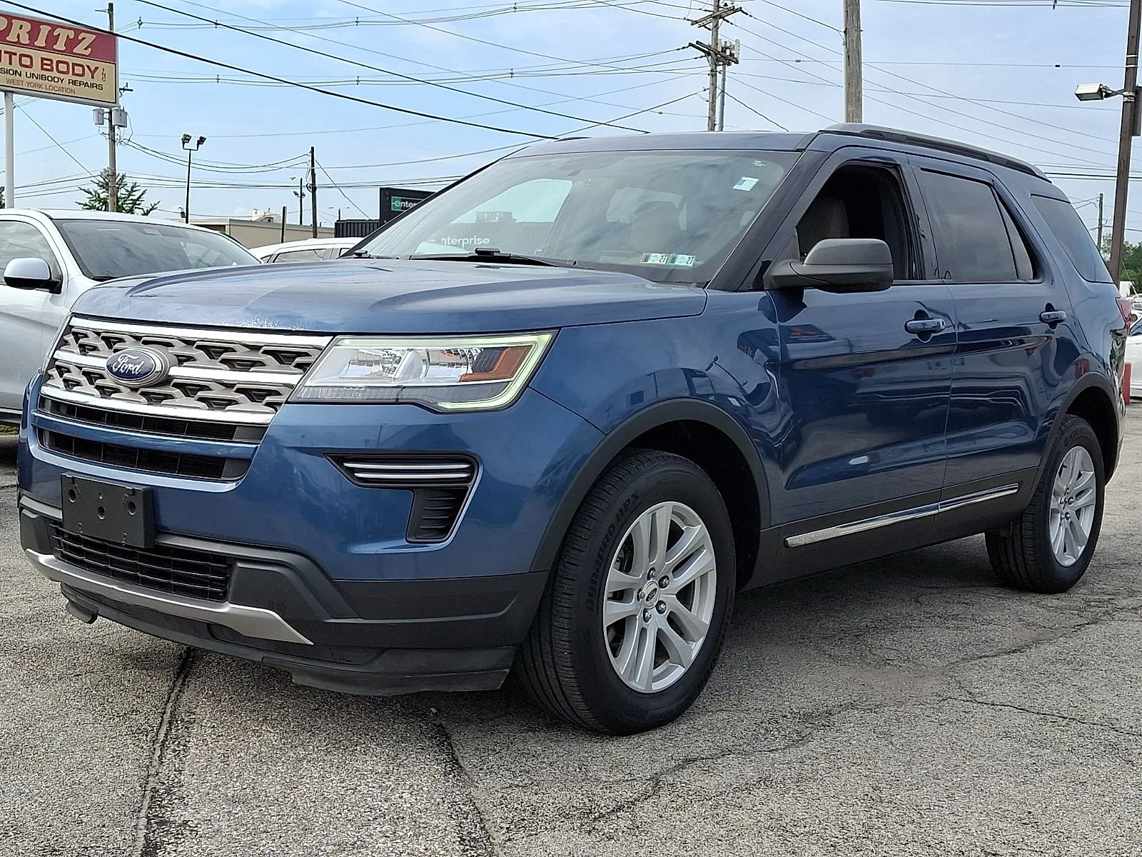 Used 2018 Blue Ford XLT image 3
