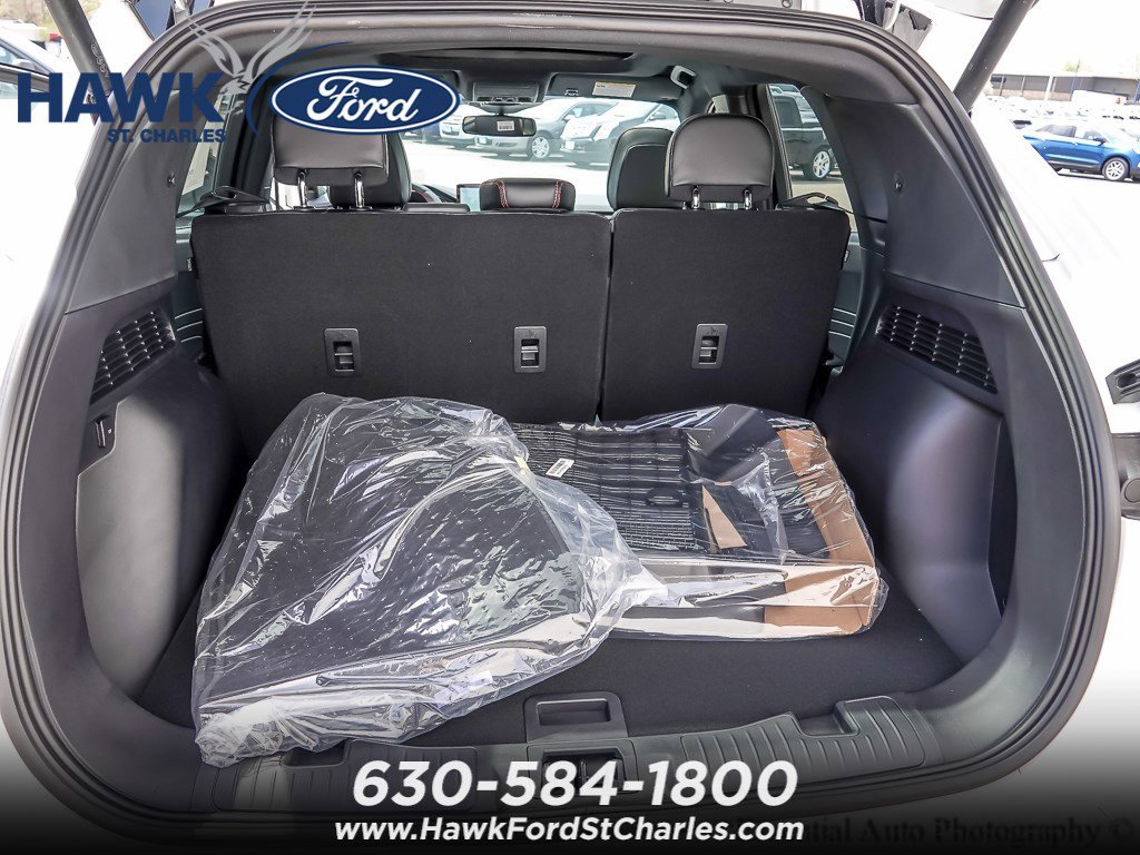 Used 2024 White Metallic Ford ST-Line Elite image 18