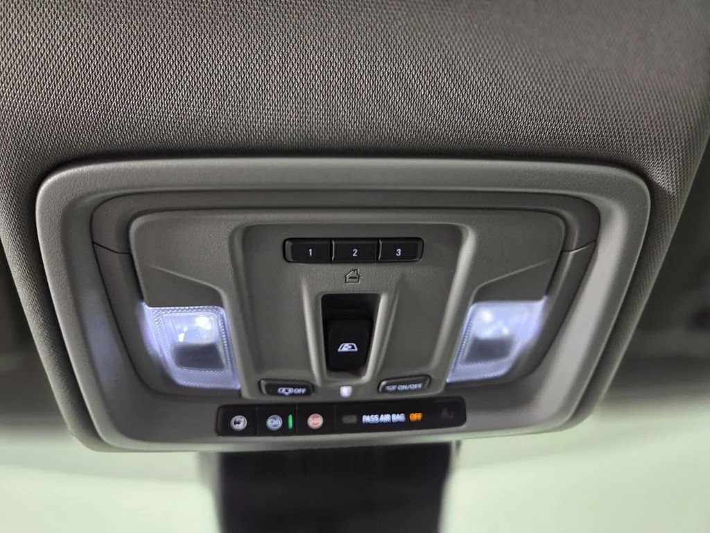 Used 2025 Black Chevrolet LTZ image 20