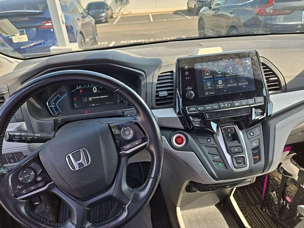 Certified Used 2018 Modern Steel Metallic Honda EX-L image 4