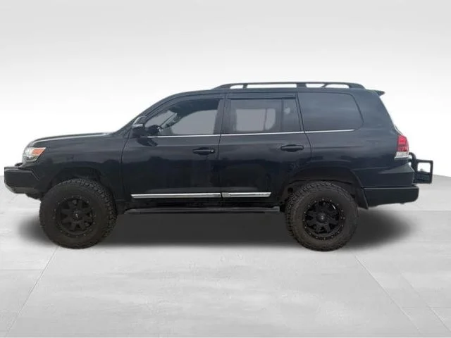 Used 2018 Black Toyota Base image 7