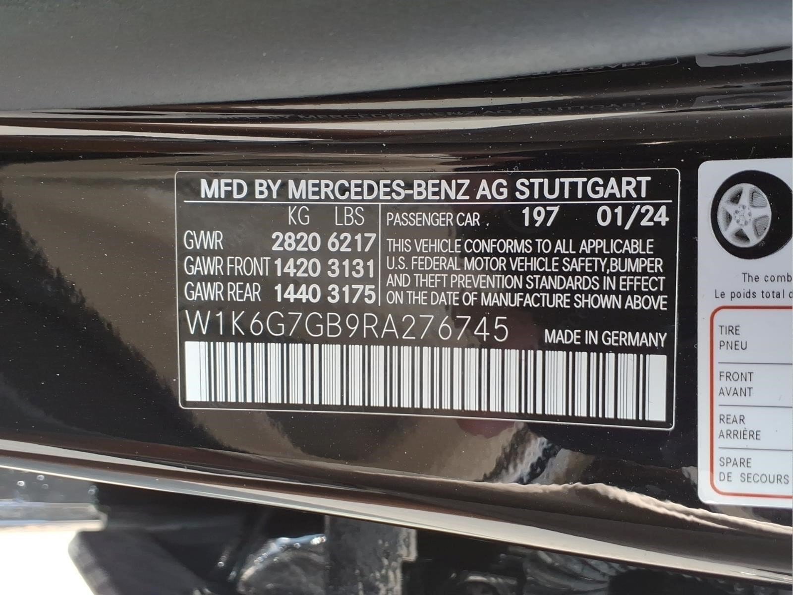 Certified Used 2024 Obsidian Black Metallic Mercedes-Benz S 580 4MATIC® Sedan image 31