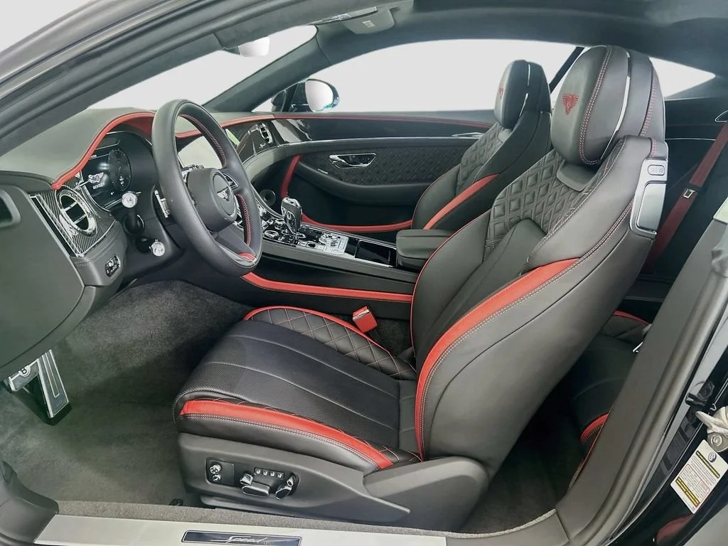 Used 2023 Spectre Metallic Bentley  image 18