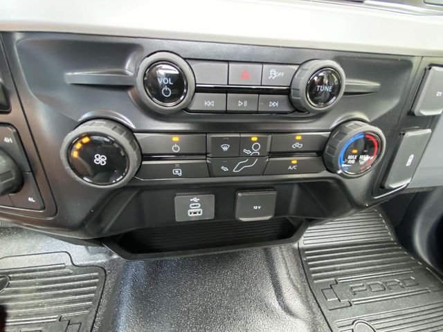 2025 Ford F-450 Super Duty Chassis Cab XL - Photo 16