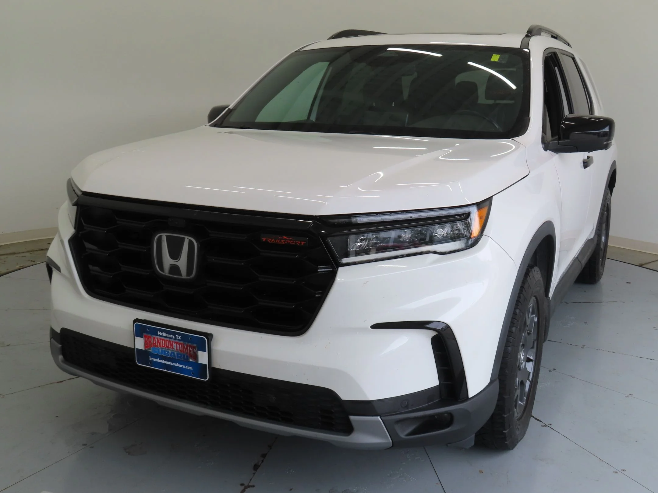 Used 2023 White Honda TrailSport image 8