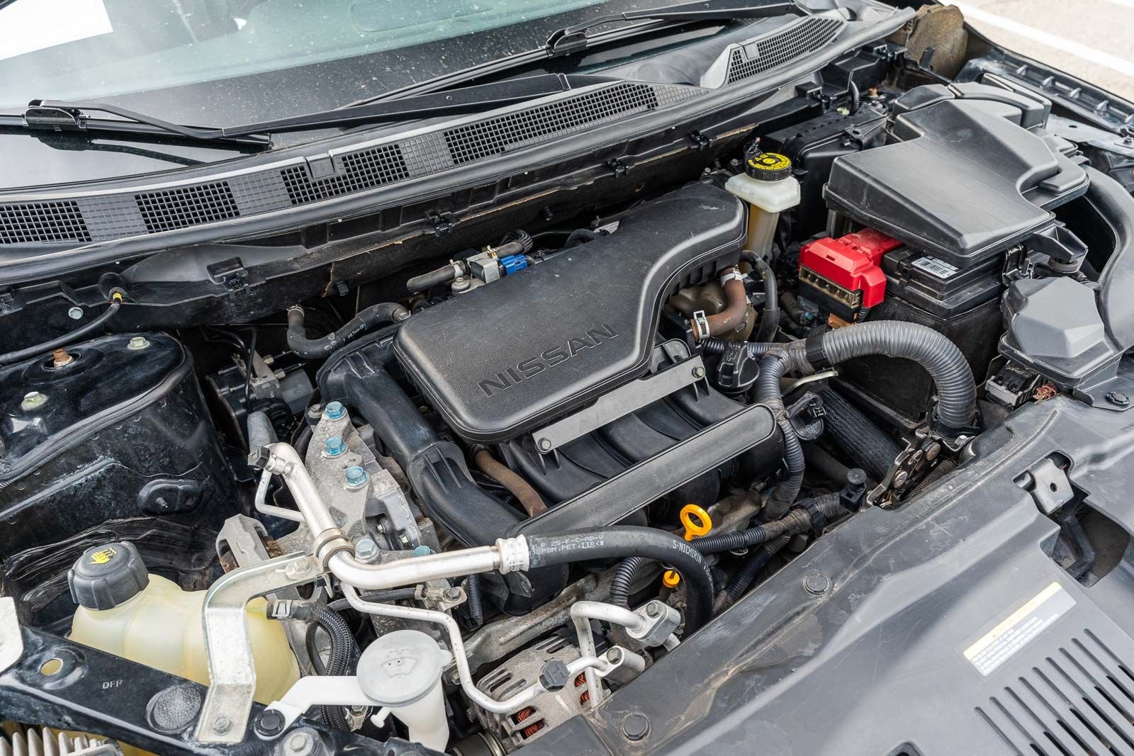 Used 2020 Black Nissan SL image 19
