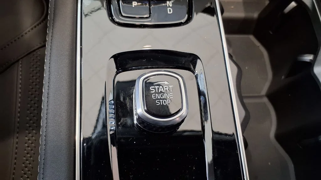 2026 Volvo XC90 Plus - Photo 30