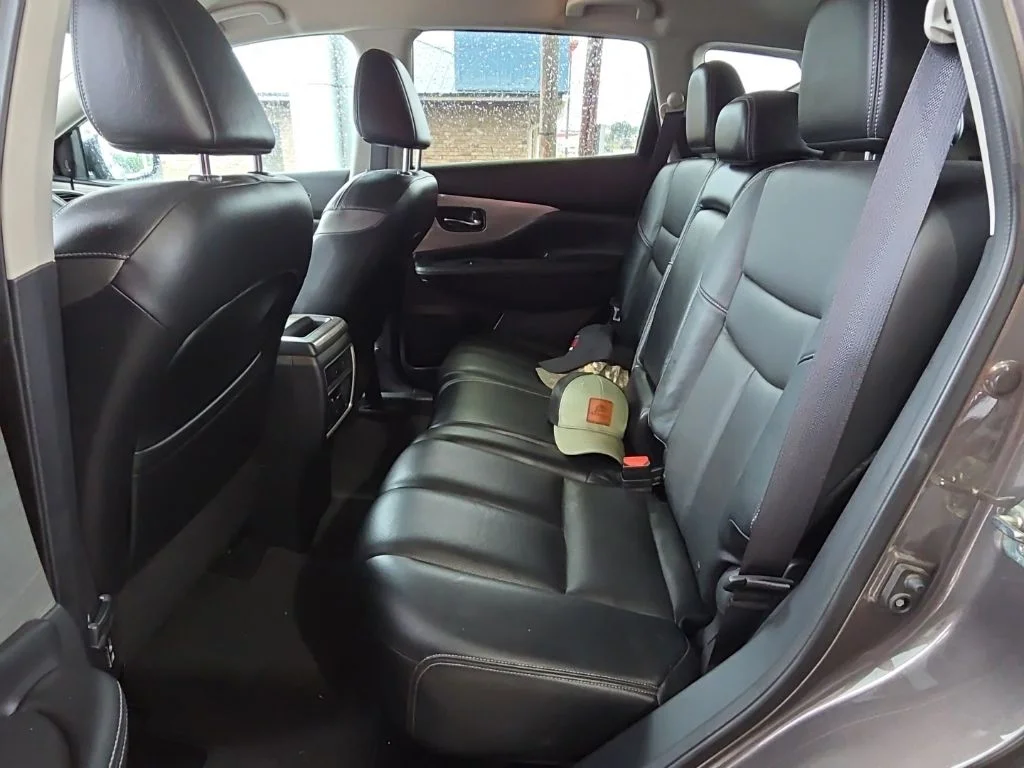 Used 2016 Brown Nissan Platinum image 13