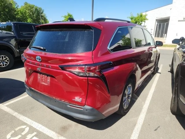 Used 2021 Red Toyota XLE image 5