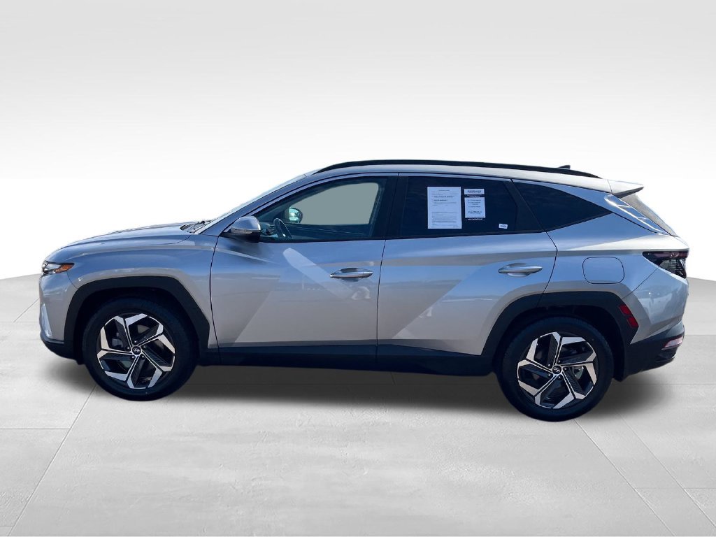 Used 2023 Silver Hyundai SEL image 2