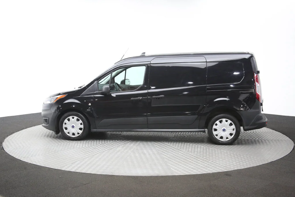 Used 2022 Black Ford XL image 57