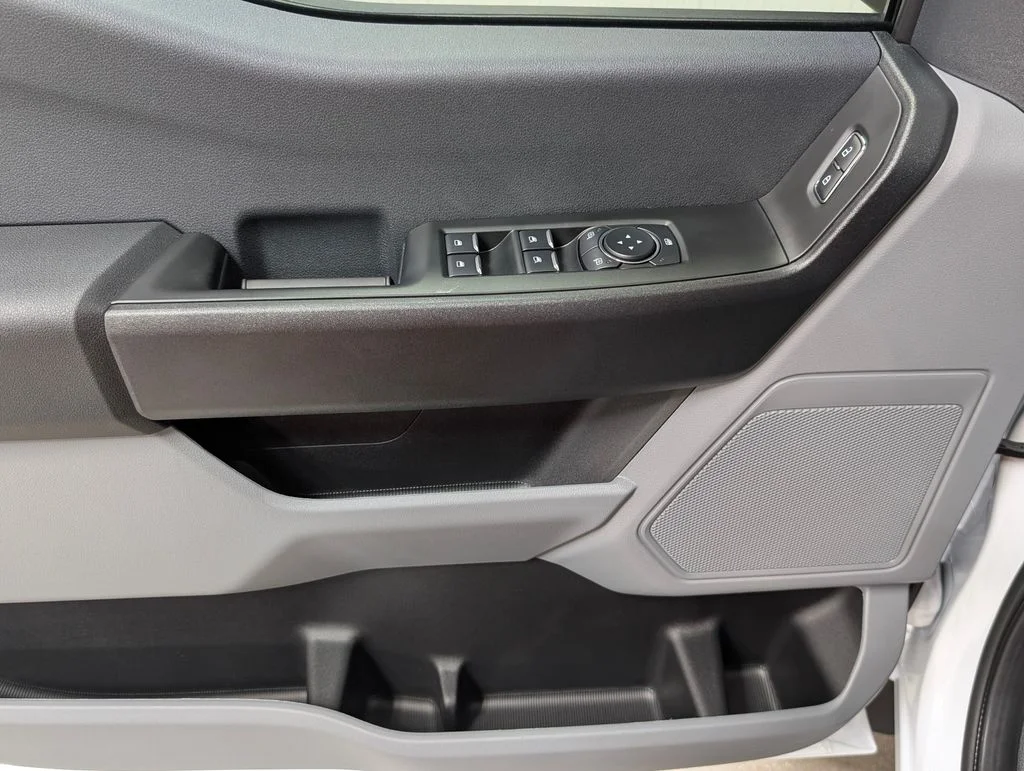 New 2026 Oxford White Ford F-450® XL image 13