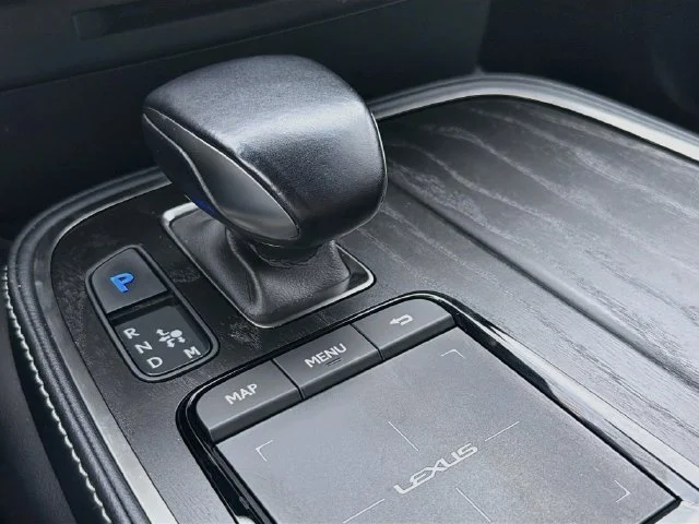 2022 Lexus LS Base - Photo 28