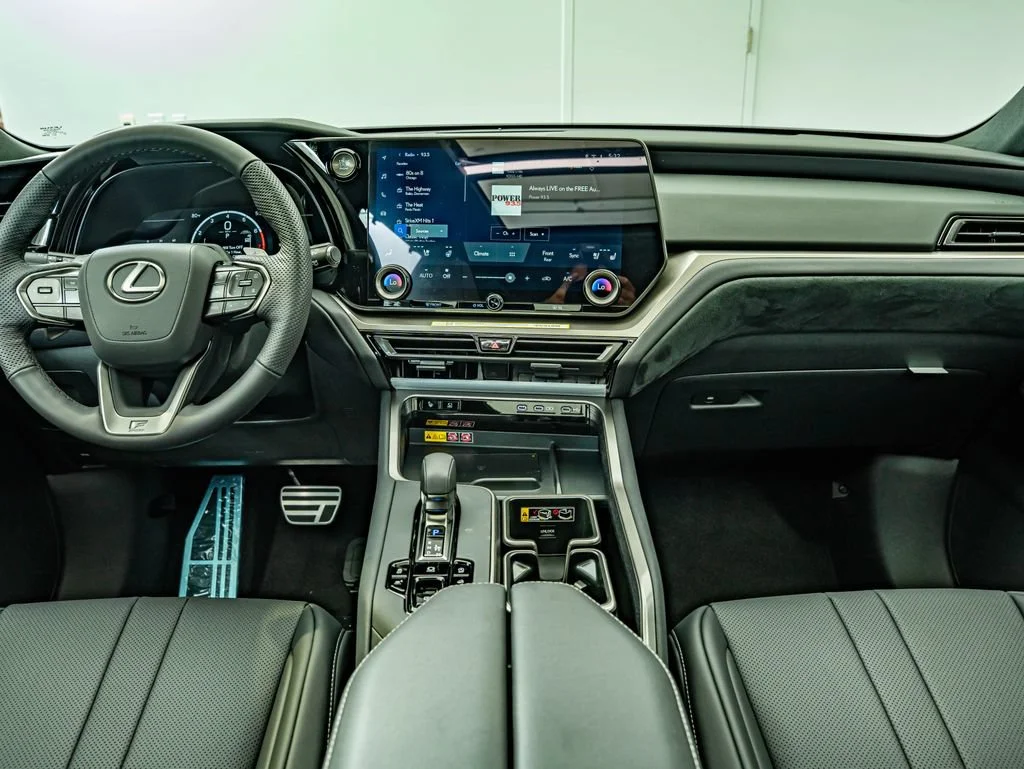 New 2026 Wind Chill Pearl Lexus F SPORT HANDLING AWD image 29