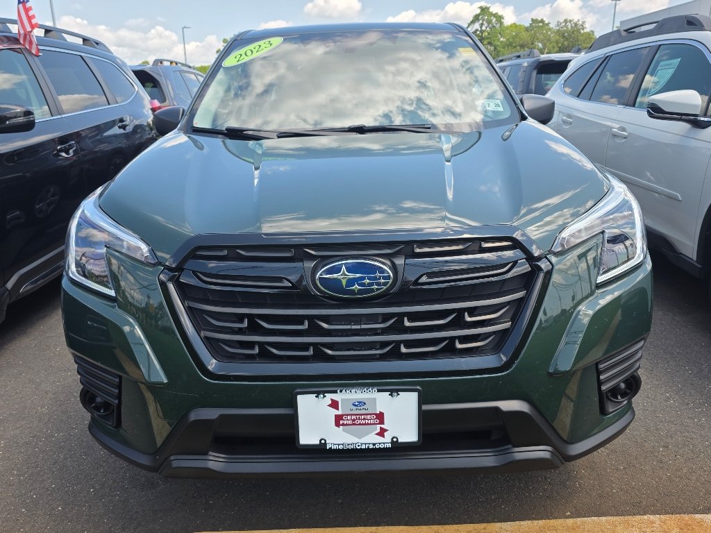 Used 2023 Green Subaru  image 2