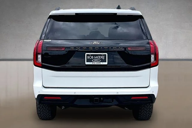 New 2026 White Ford Tremor image 4