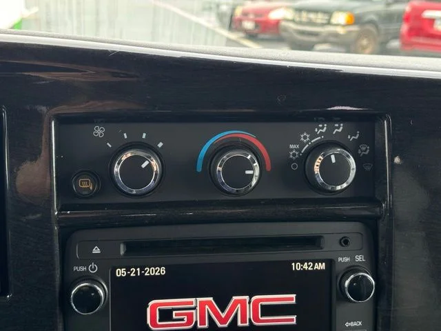 Used 2020 Quicksilver Metallic GMC Explorer Limited SE 4WD image 32