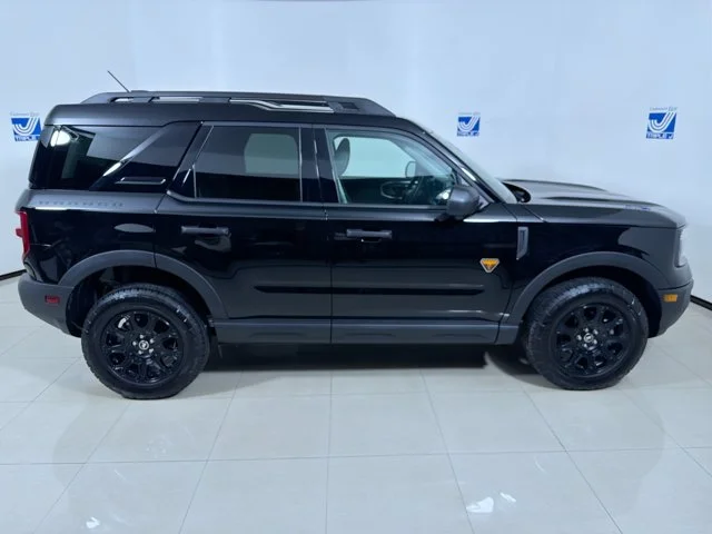 New 2026 ABSOLUTE BLACK Ford Badlands w/Badlands Tech Pkg image 9