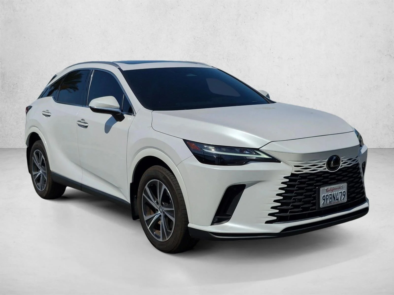 Certified Used 2024 Eminent White Pearl Lexus RX 350 Premium image 5