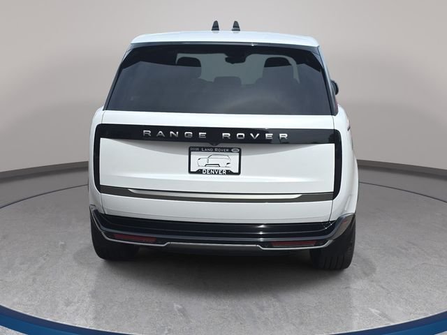 New 2026 Ostuni Pearl White LAND ROVER SE image 6