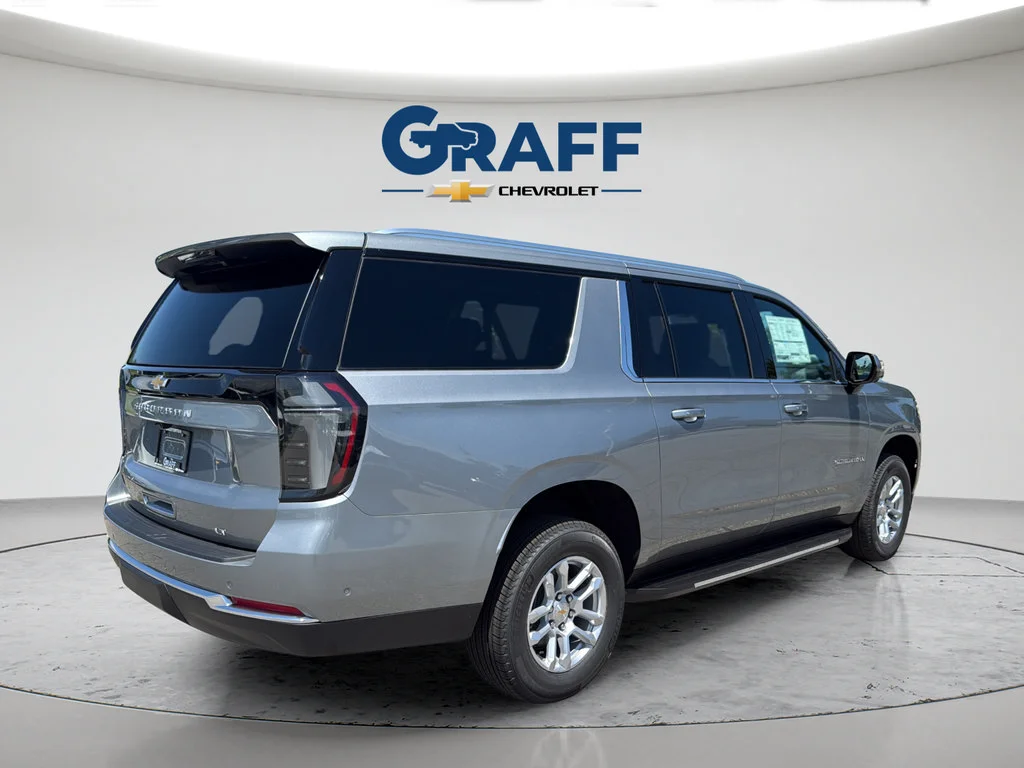 2026 Chevrolet Suburban LT - Photo 15
