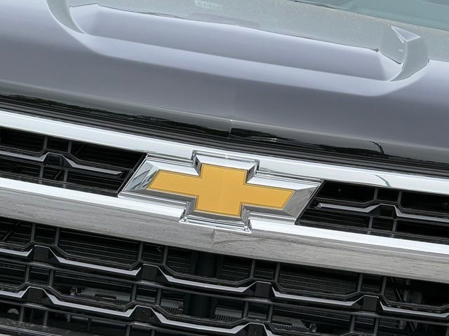 New 2026 Black Chevrolet LT (2FL) image 3