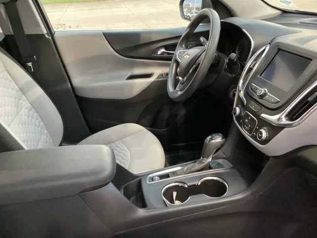 Used 2020 Blue Chevrolet LS image 18