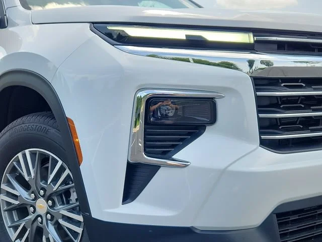 2026 Chevrolet Traverse LT - Photo 9
