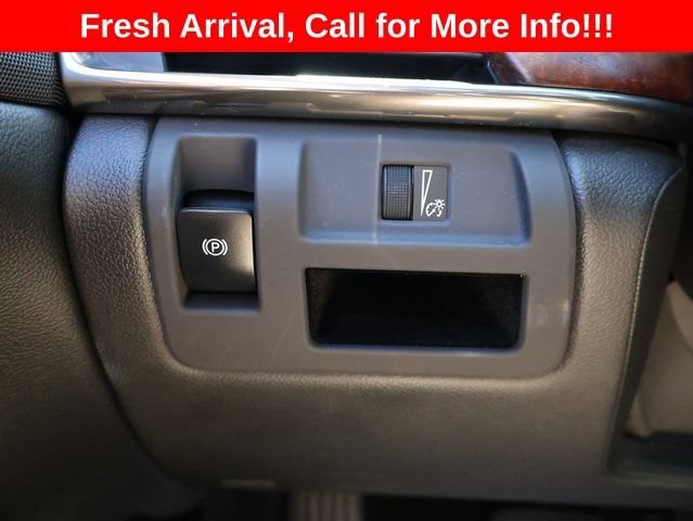 Used 2019 SATIN STEEL METALLIC Cadillac Luxury AWD image 32