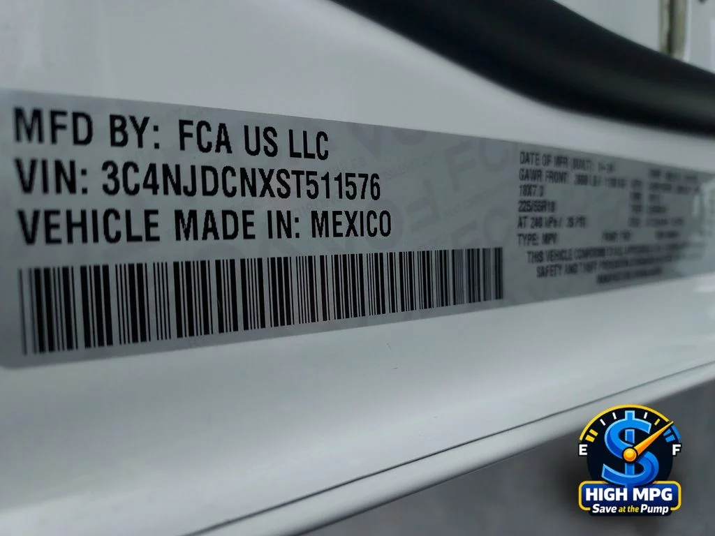 Used 2025 White Jeep Limited image 22