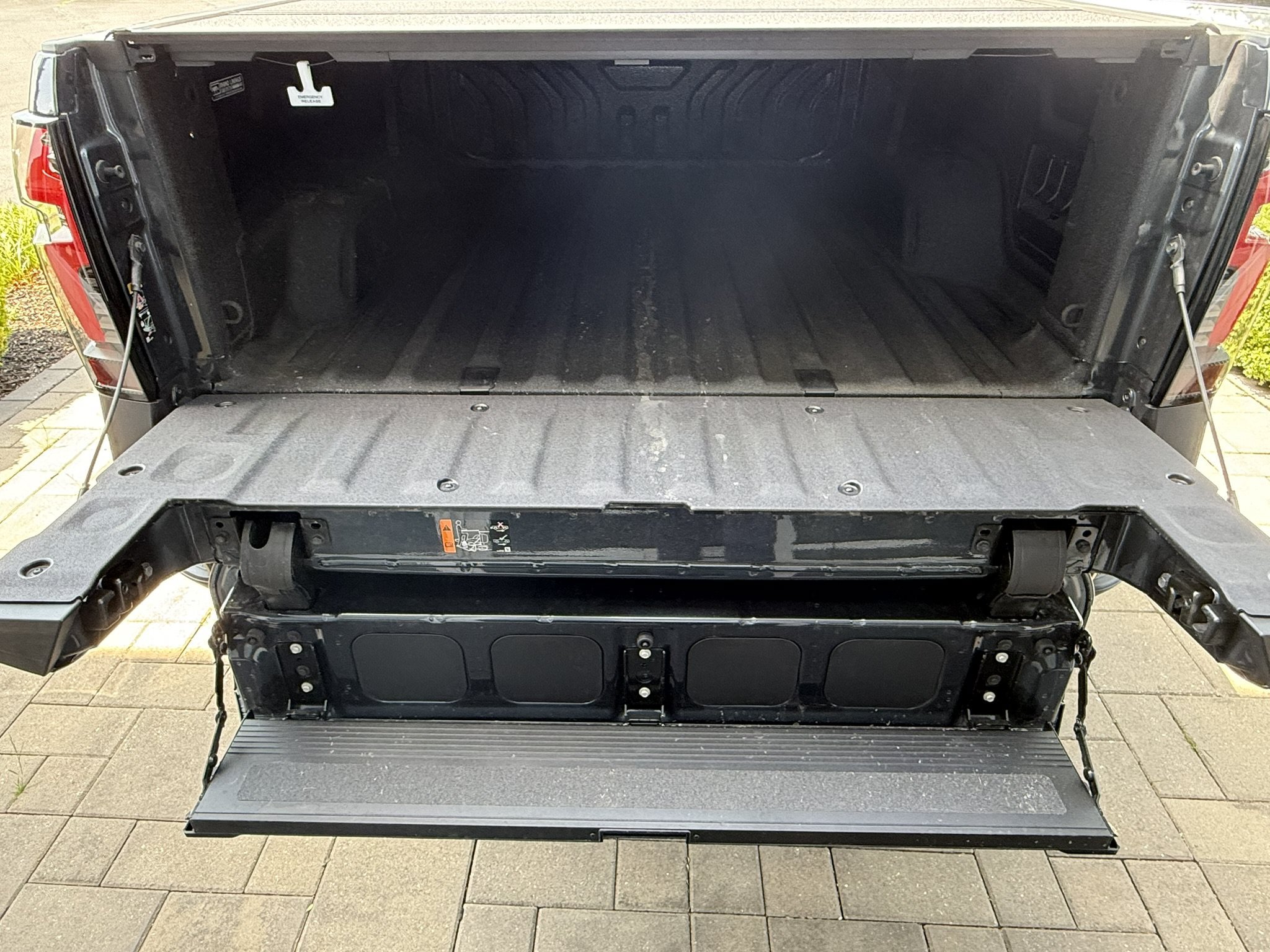 Used 2026 Blue Smoke Metallic Chevrolet Trail Boss - Extended Range image 9