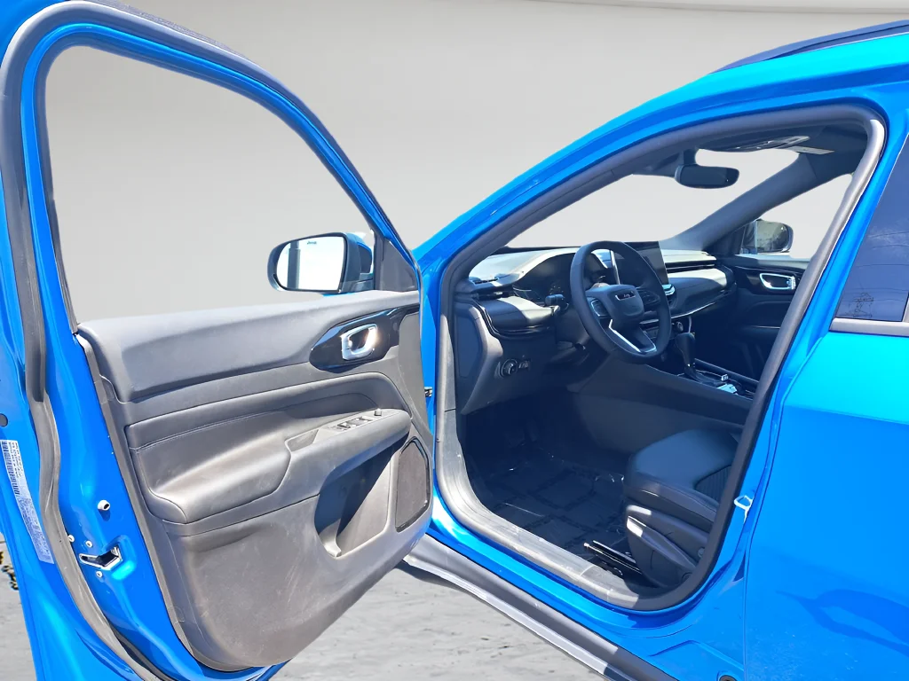 New 2026 Blue Jeep Latitude image 9