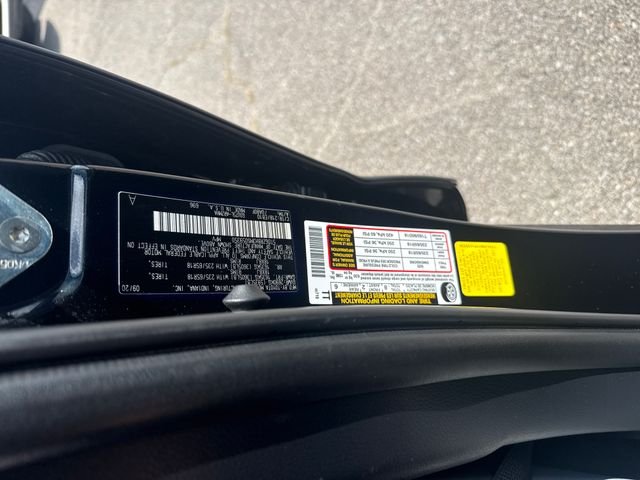 Used 2021 Black Toyota XLE image 22