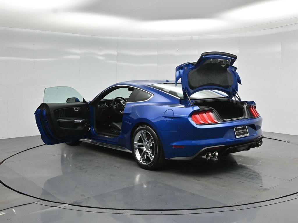 Used 2018 Blue Ford GT Premium image 30