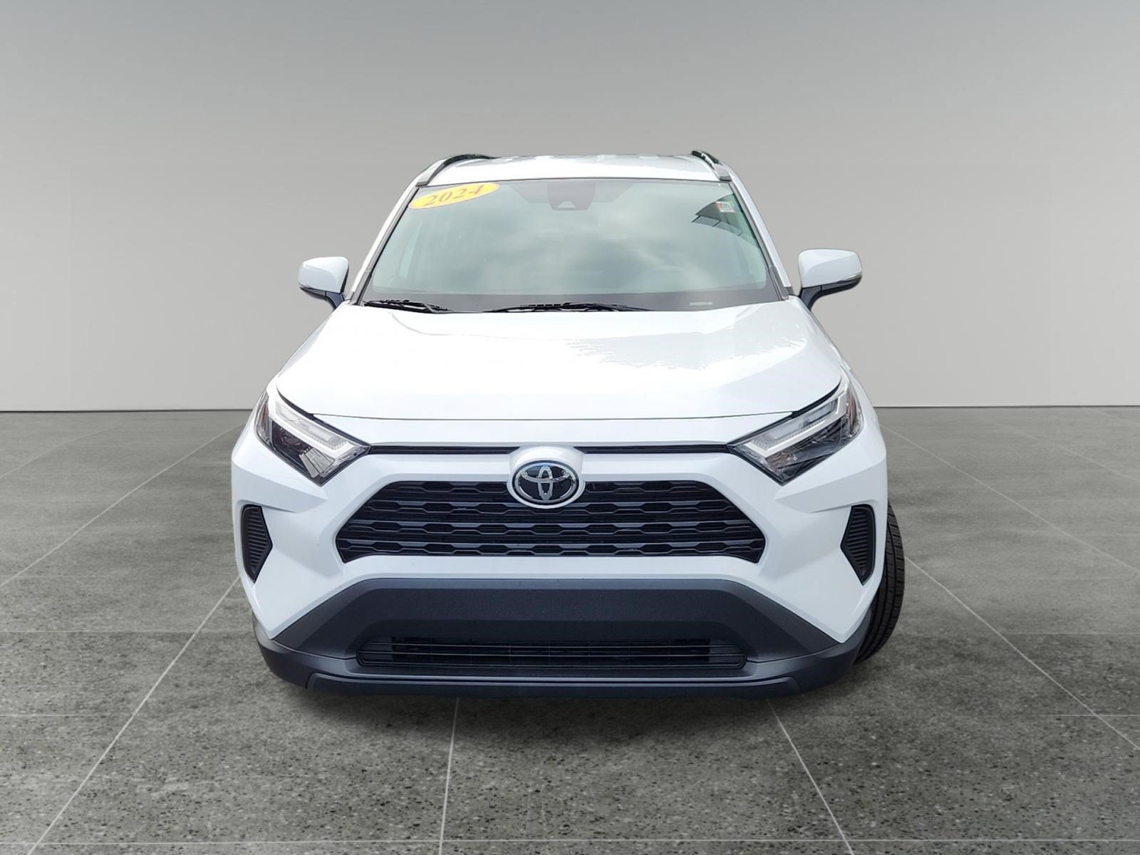 Certified Used 2024 Ice Cap Toyota XLE image 2