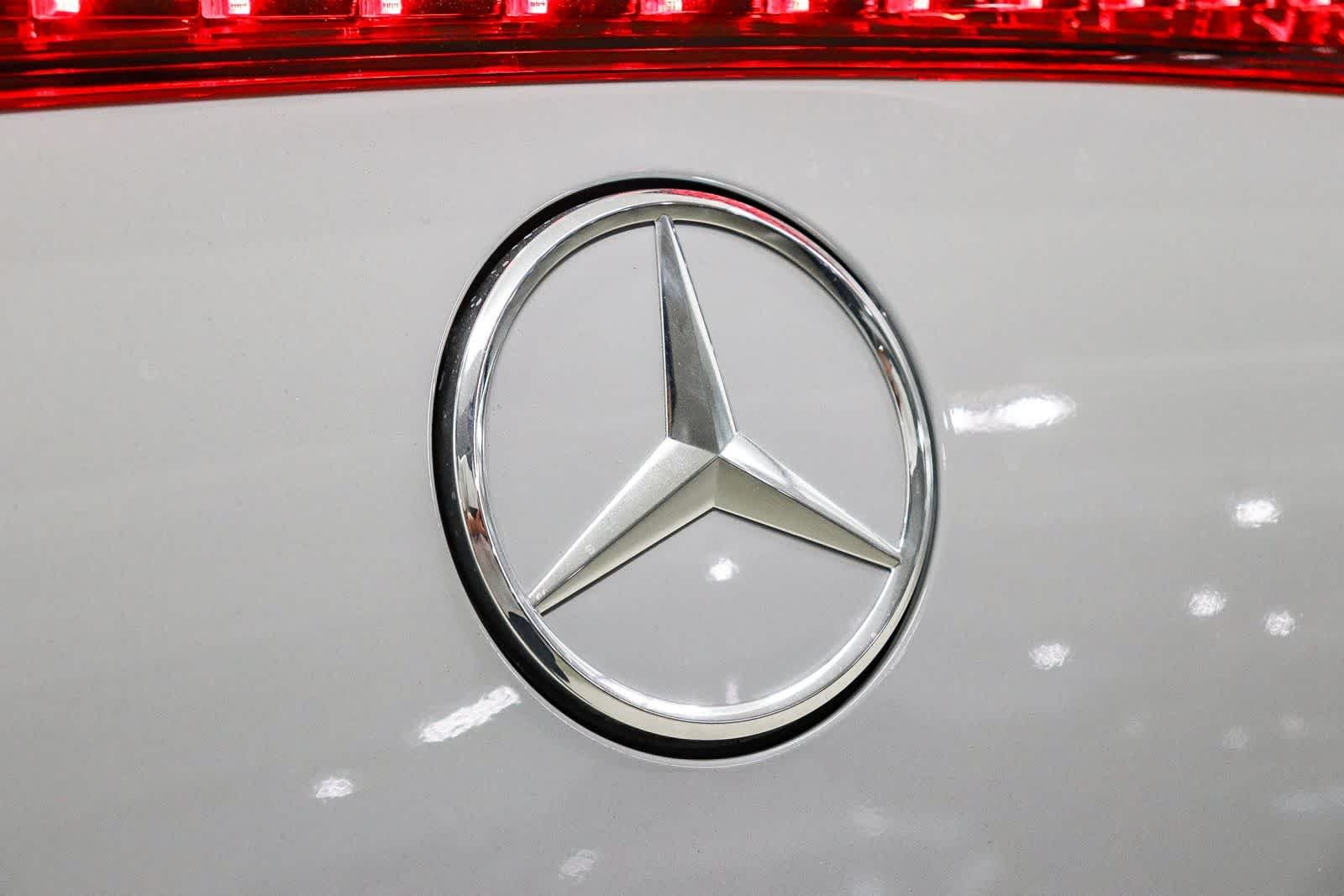 New 2027 MANUFAKTUR Alpine Grey Mercedes-Benz CLA 220 Hybrid image 13