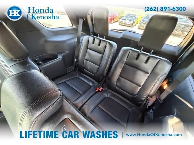 Used 2019 Oxford White Ford XLT image 12