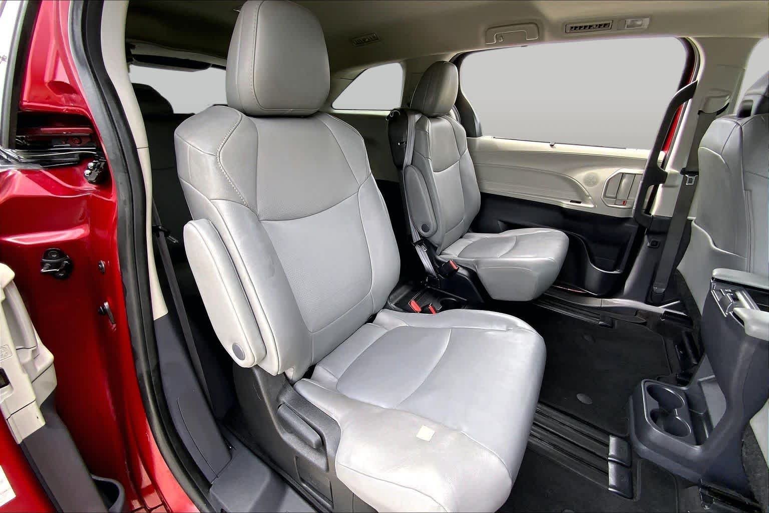 Used 2023 Ruby Flare Pearl Toyota XLE image 18