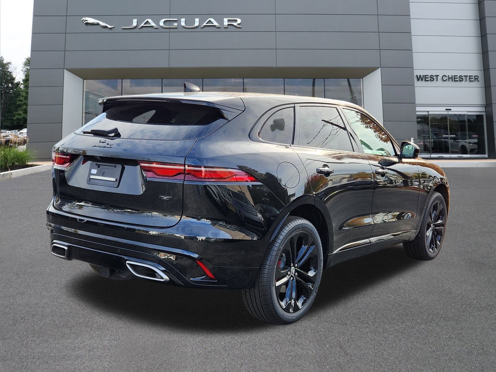 New 2026 Santorini Black Jaguar P400 R-Dynamic S image 4